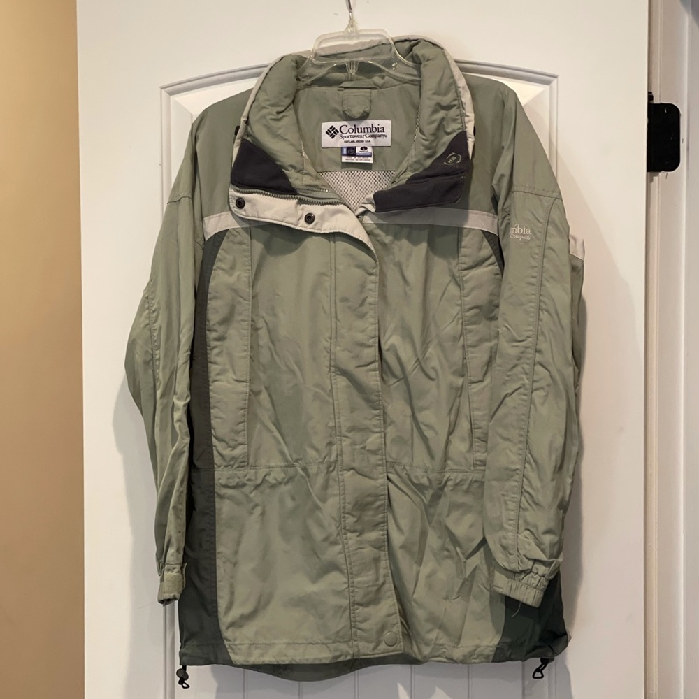 Columbia women’s large coat